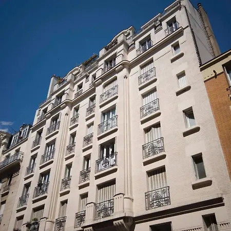 Amazing View In Montmartre, 2 Min From Sacre-coeur Apartment *