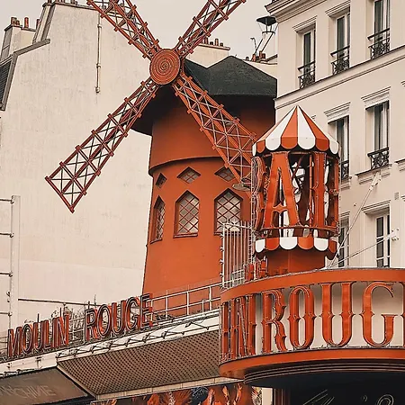 Apartment Amazing View In Montmartre, 2 Min From Sacre-coeur